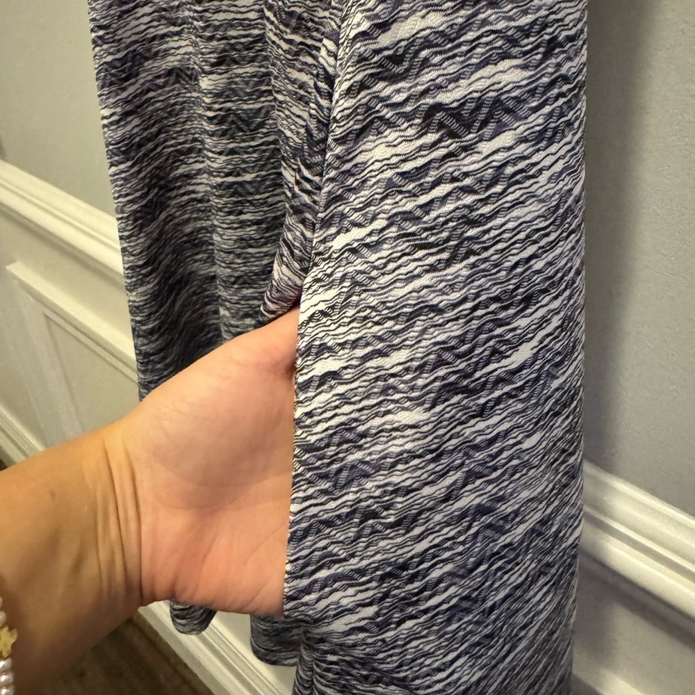 MPG Heathered Black and Gray Tank Top - Picture 7 of 8